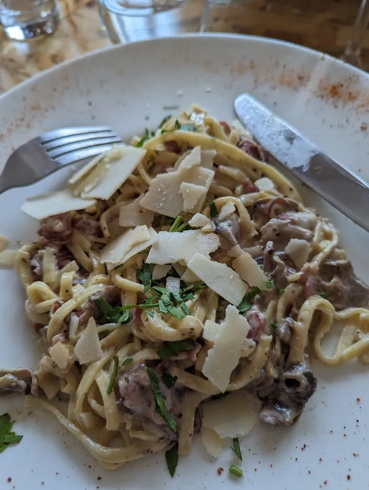 Linguine Au Champignon Et Charcuterie